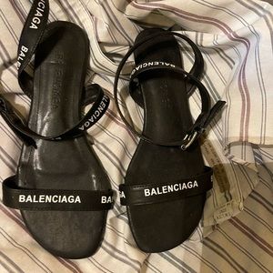 “balenciaga” sandals